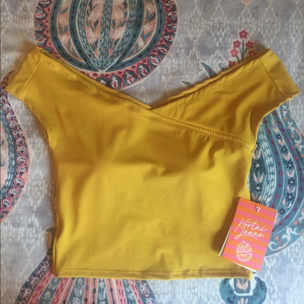 Kortni Jeane Off The Shoulder Top